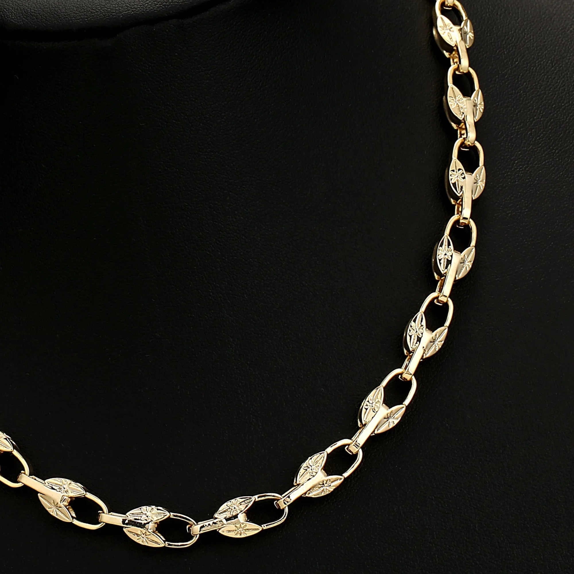 8mm Gold Ornate Flat Tulip Chain 20 Inches