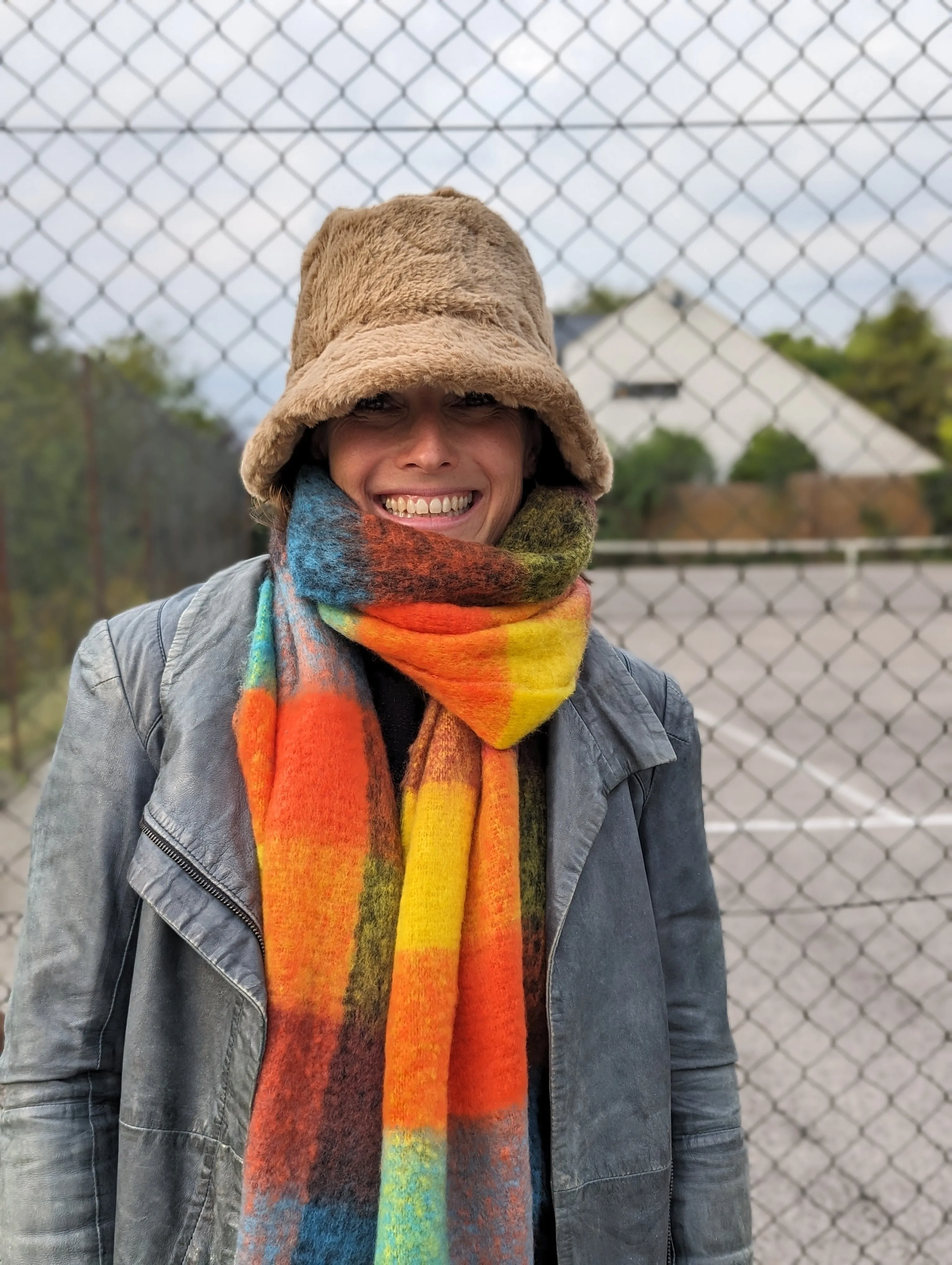 Oversized Thick Check Tasselled Scarf
