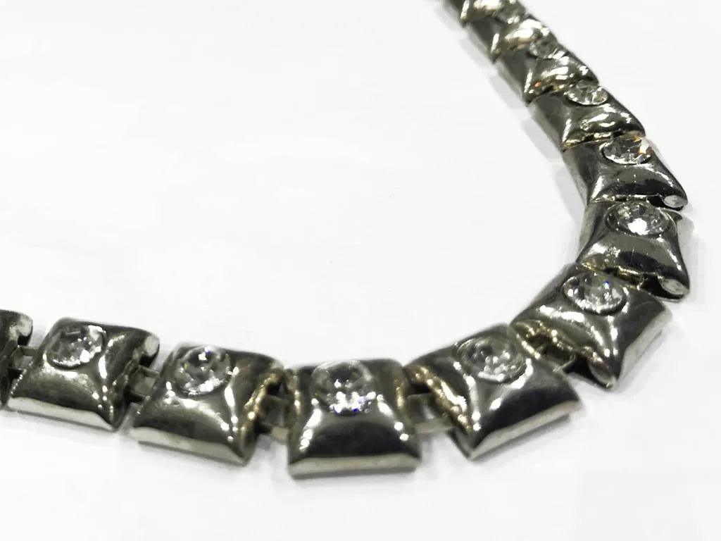 Silver Square Designer Metal Chains with Stone (10x10 mm)